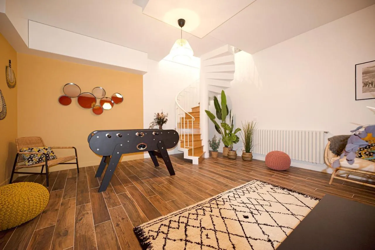 شقة Luxury Home Near Tour Eiffel باريس