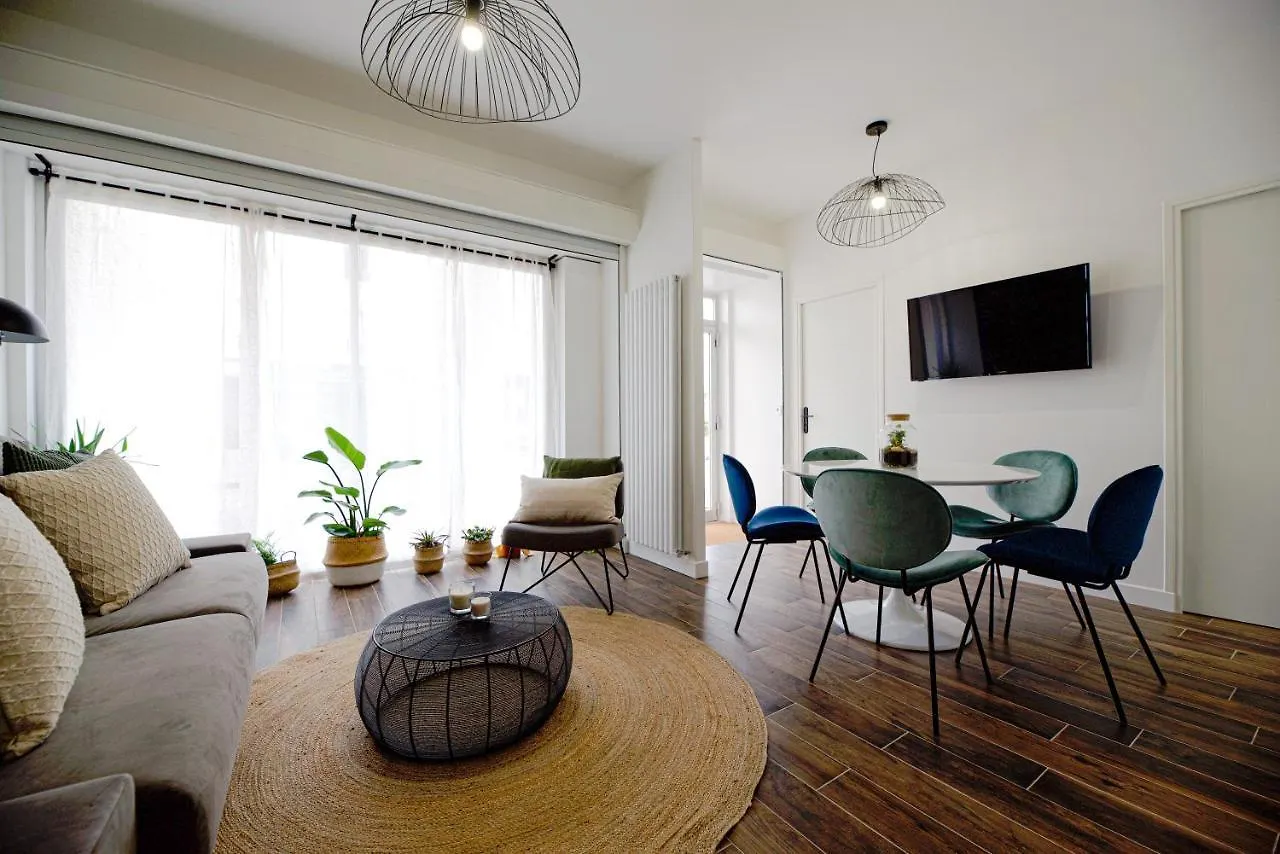Luxury Home Near Tour Eiffel باريس